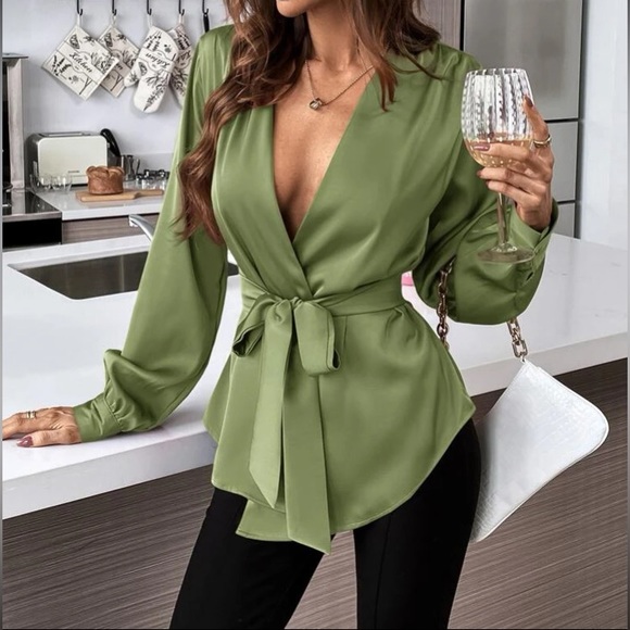 Luxe olive green sexy plunging V neckline belted blouse - Picture 14 of 16